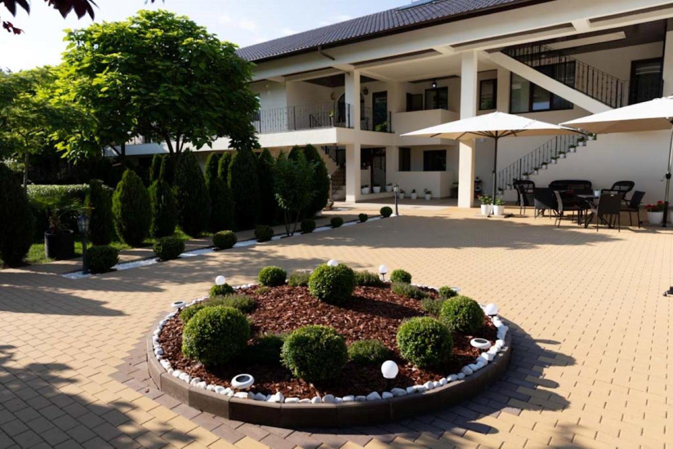 Anca Hotel Saturn Ngoại thất bức ảnh
