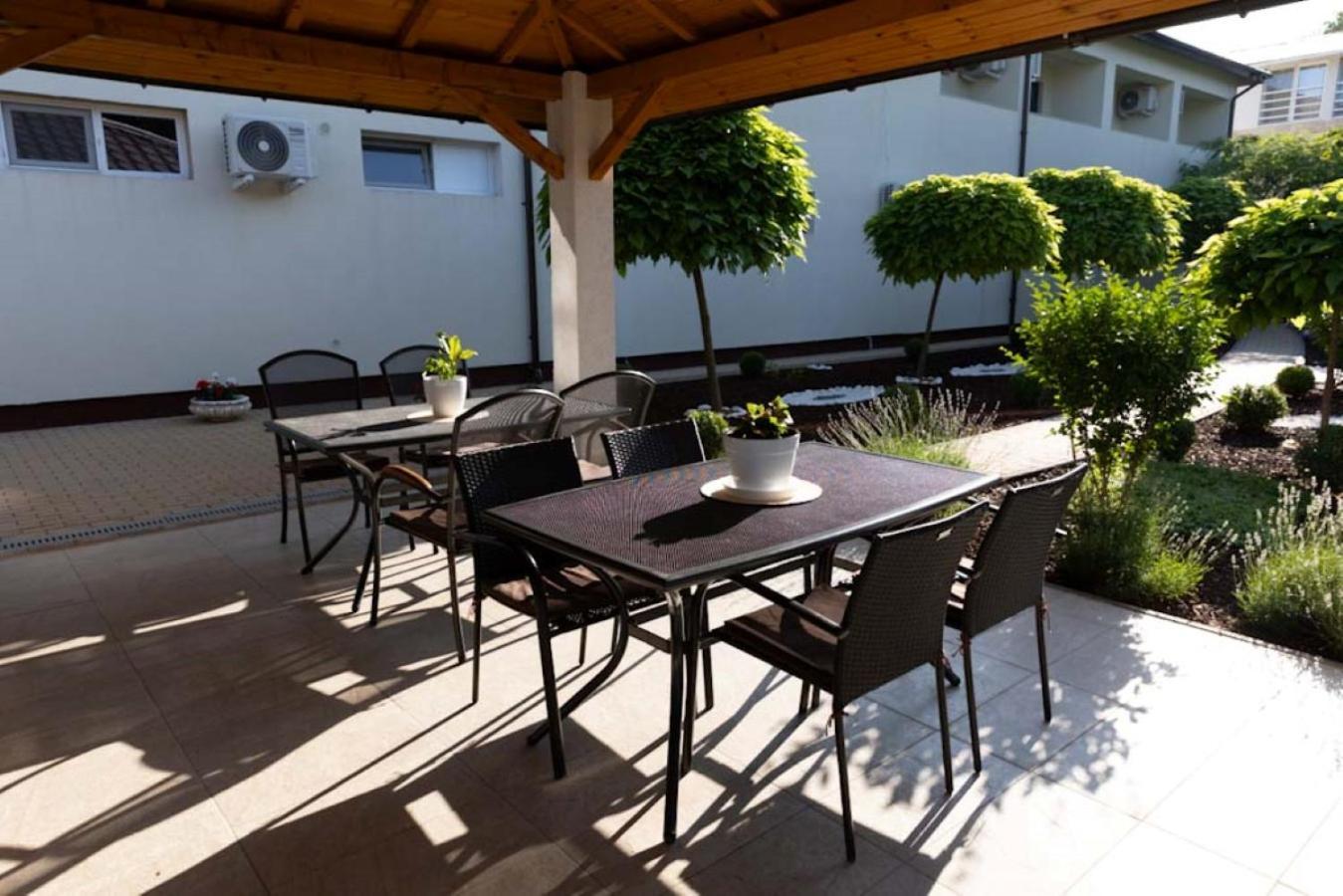 Anca Hotel Saturn Ngoại thất bức ảnh