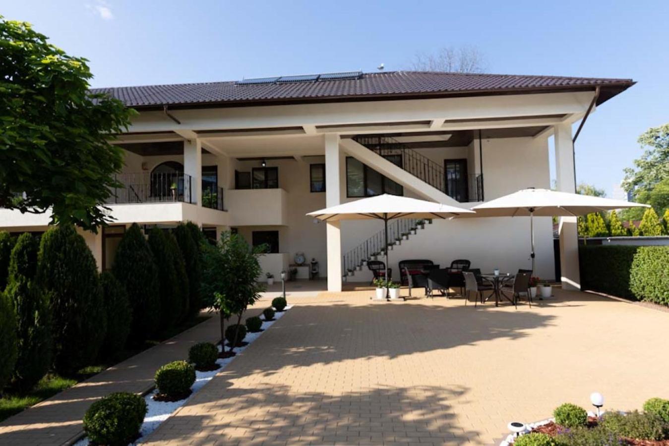 Anca Hotel Saturn Ngoại thất bức ảnh